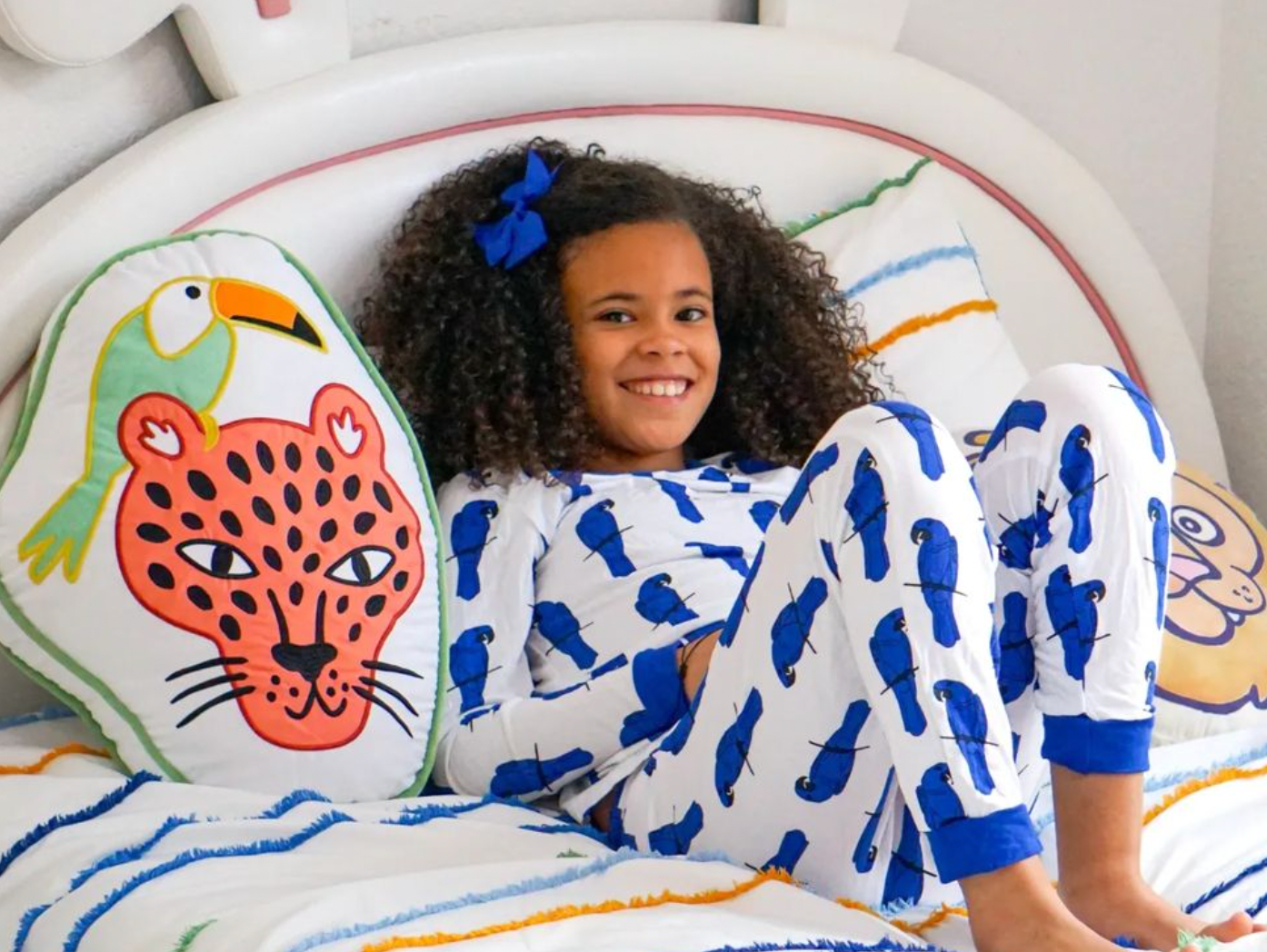 Kid's Unisex Moisture Wicking Ultra Soft Bamboo Pajama Set Blue Macaw | Jollin